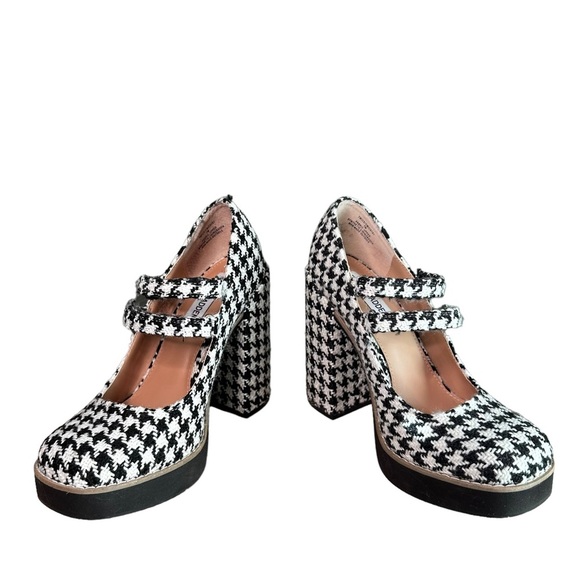 Steve Madden | Black and White Tweed Houndstooth Twice Mary Jane Pump Size 7 - Picture 6 of 10